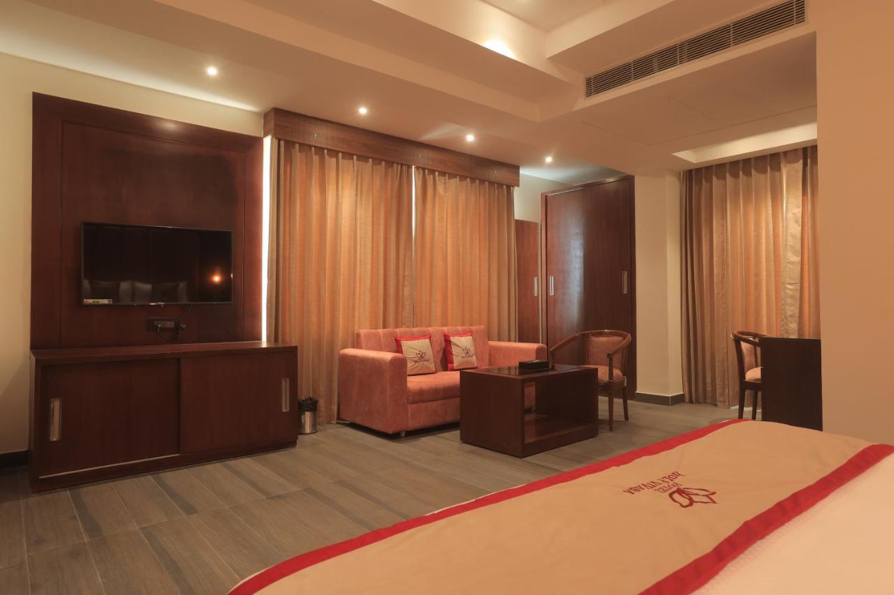 Hotel Holy Vivasa Rishīkesh Esterno foto
