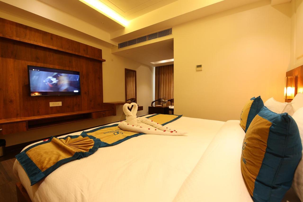 Hotel Holy Vivasa Rishīkesh Esterno foto