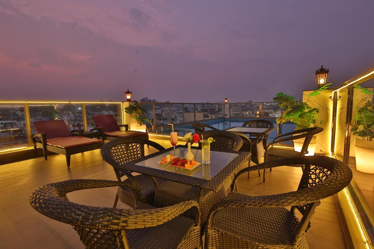 Hotel Holy Vivasa Rishīkesh Esterno foto