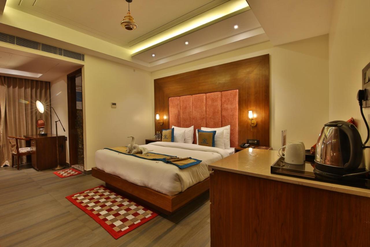 Hotel Holy Vivasa Rishīkesh Esterno foto